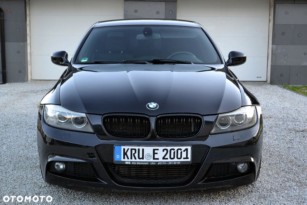BMW Seria 3 320d DPF Edition Sport - 2