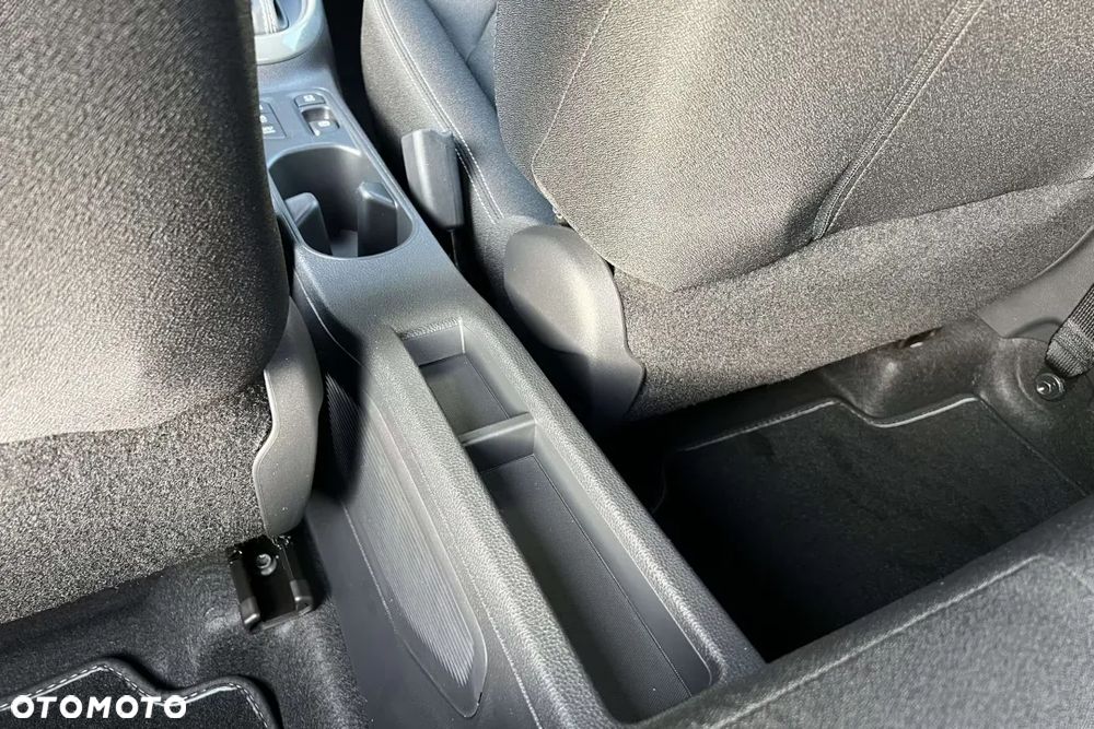 Toyota Aygo X Hybrid 1.5 Style e-CVT - 18