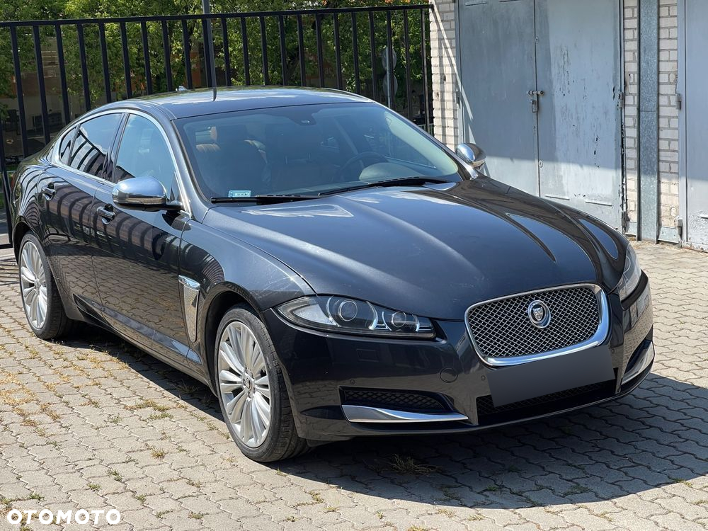 Jaguar XF - 2