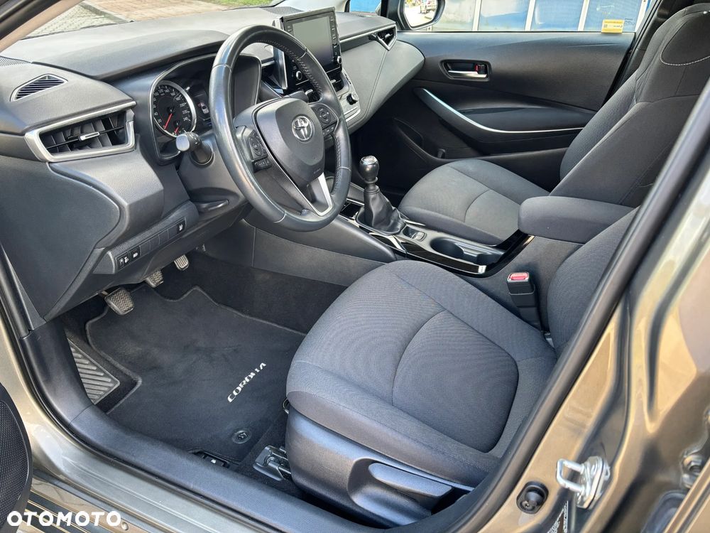 Toyota Corolla 1.5 Comfort - 15