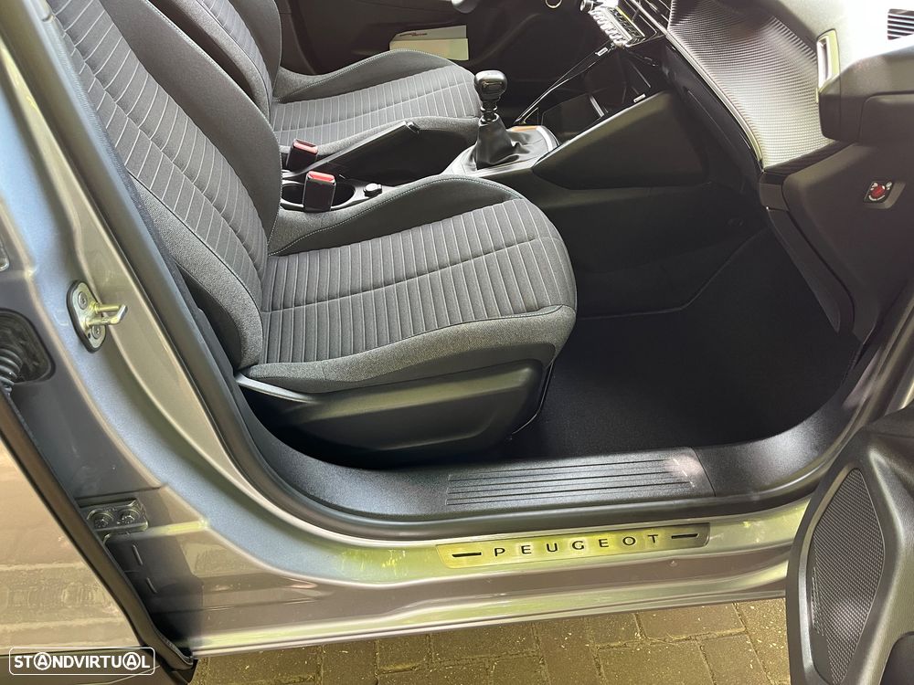 Peugeot 2008 1.2 PureTech Active Pack - 23