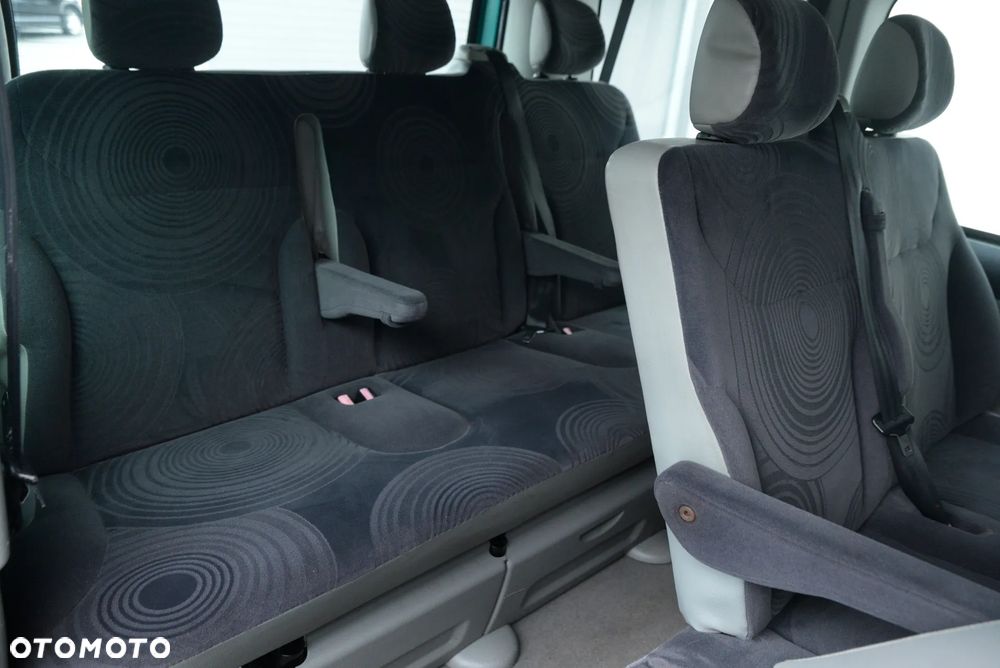 Renault Trafic L1H1 Passenger Lux - 36