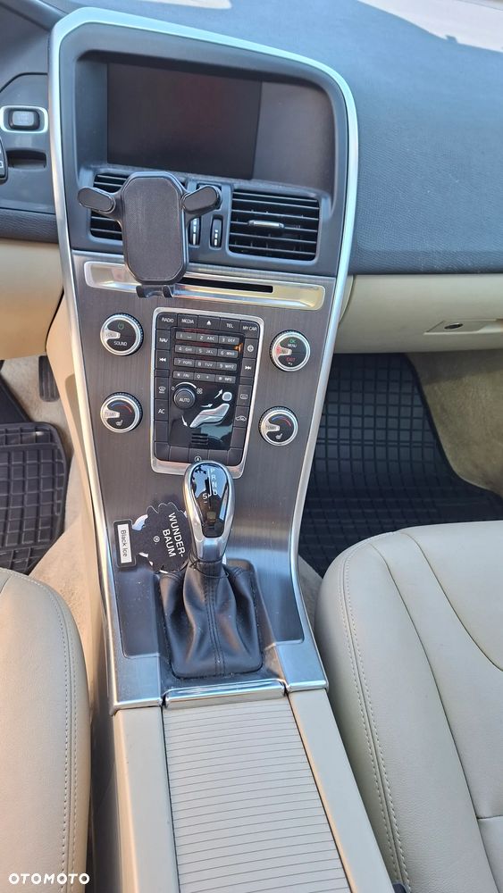 Volvo XC 60 T6 Geartronic Momentum - 19