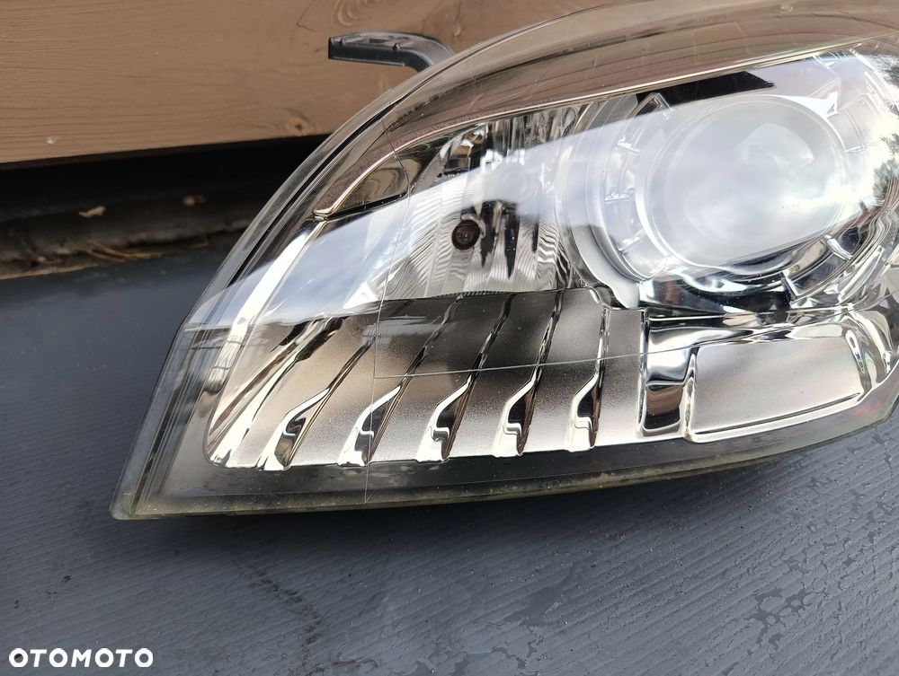 Renault Megane III MEGANE 3 lampa Xenon prawy przód 260100021R lewy przód 260606389R - 3