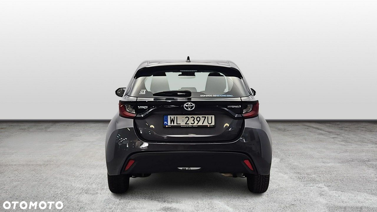 Toyota Yaris - 4