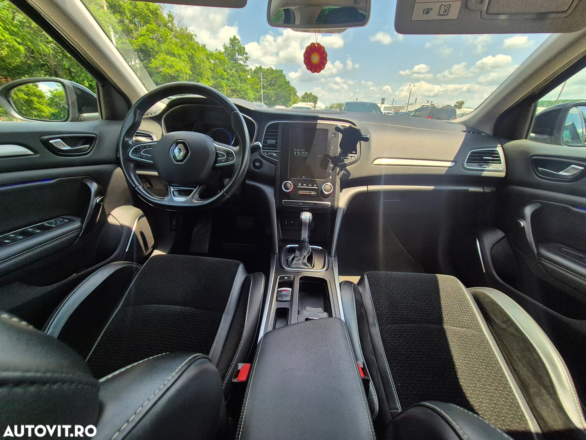 Renault Megane ENERGY dCi EDC Intens - 16