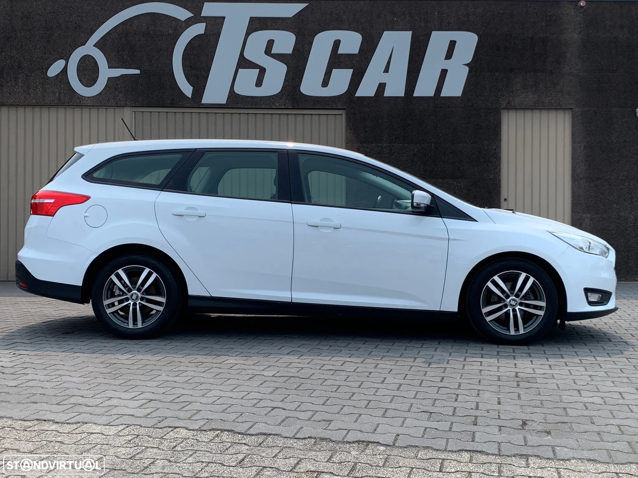 Ford Focus SW 1.0 SCTi Titanium Best - 3