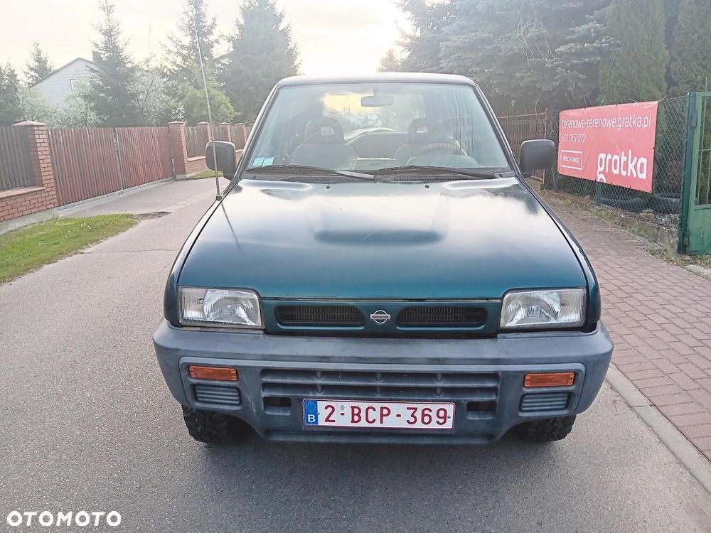 Nissan Terrano - 12