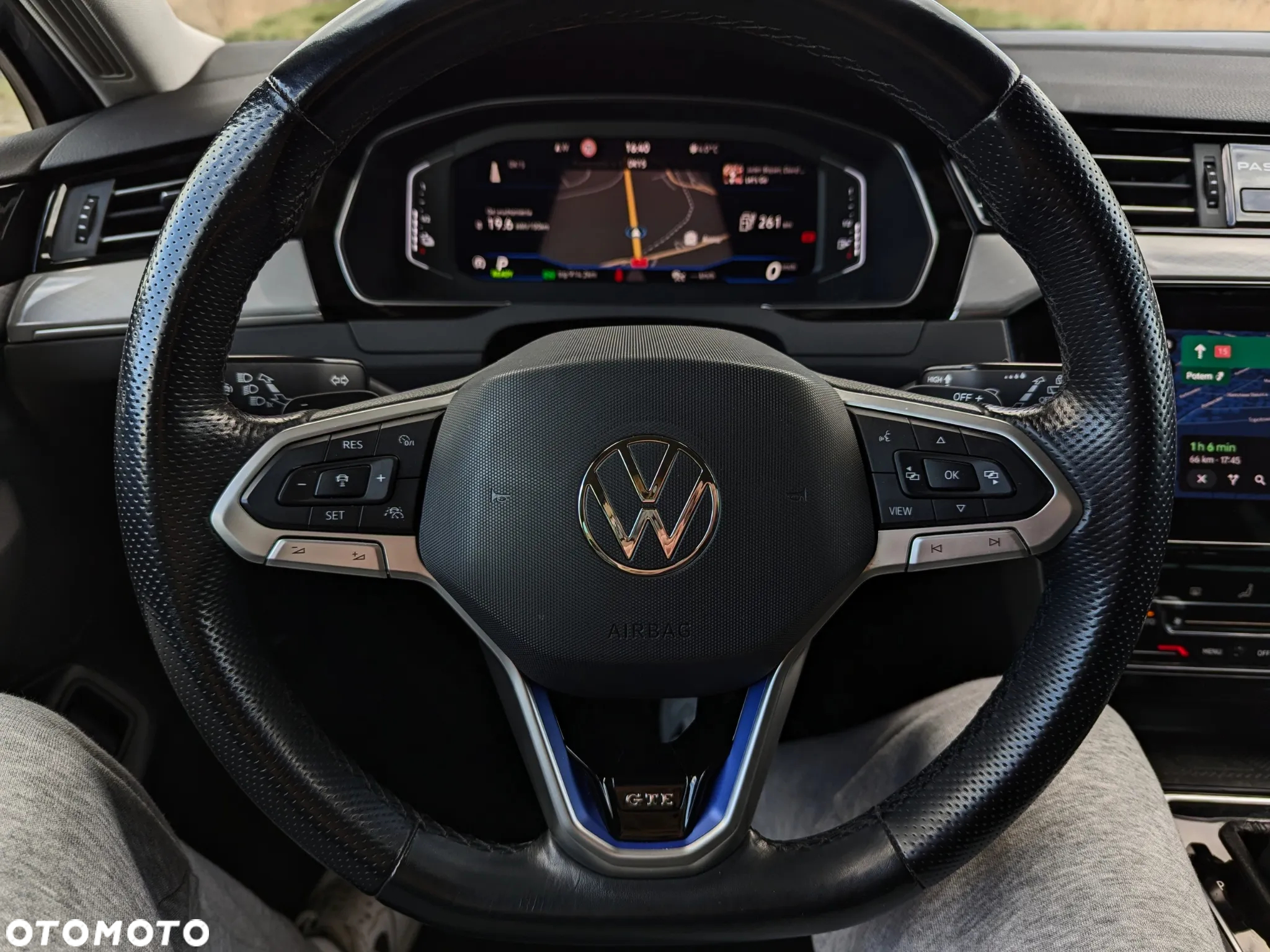 Volkswagen Passat Variant 1.4 TSI Plug-In-Hybrid DSG GTE - 11