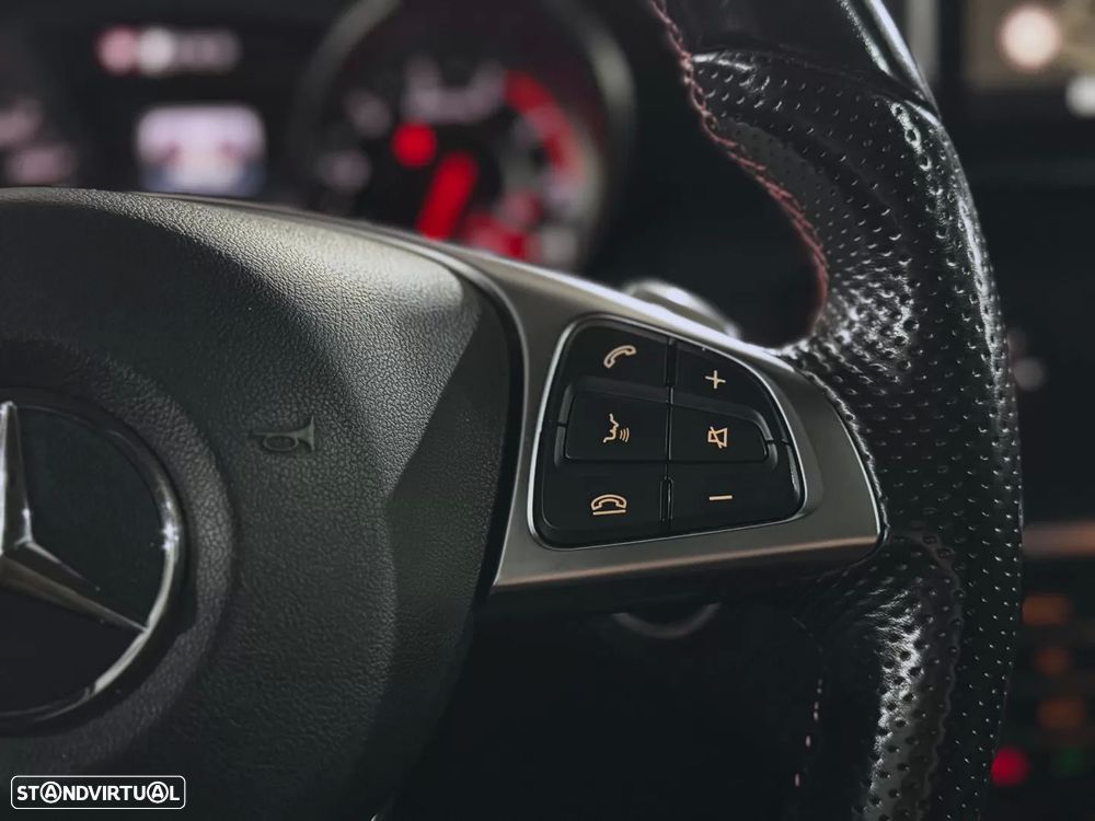 Mercedes-Benz A 45 AMG 4-Matic - 36