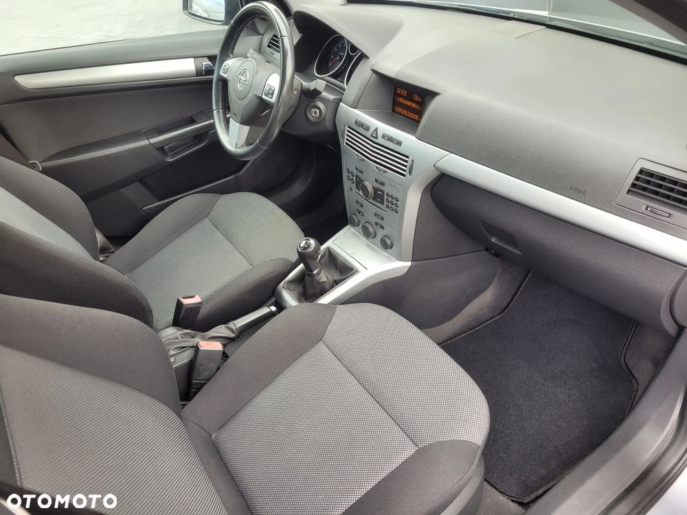 Opel Astra - 14