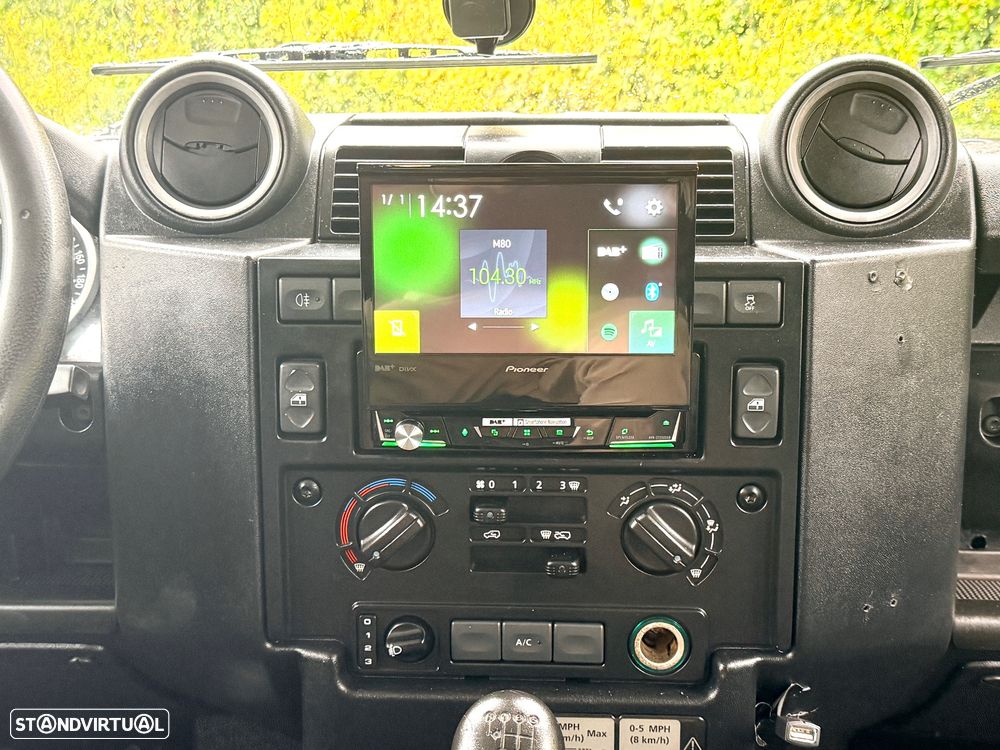 Land Rover Defender 110 DPF E - 20