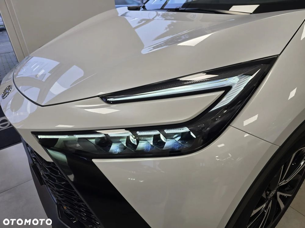 Toyota C-HR - 16