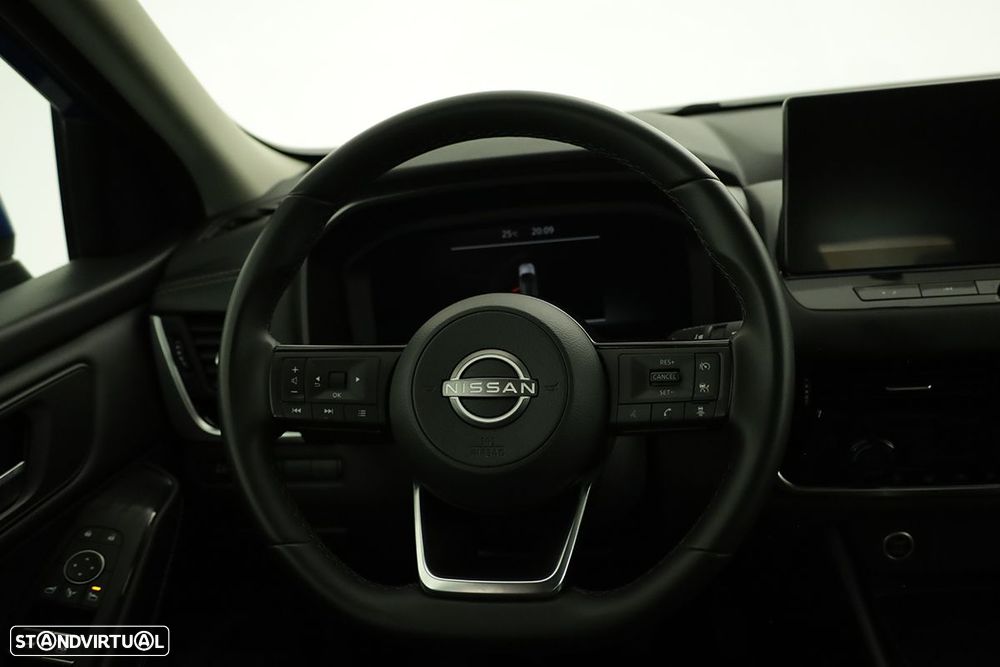 Nissan Qashqai 1.3 DIG-T N-Connecta - 15