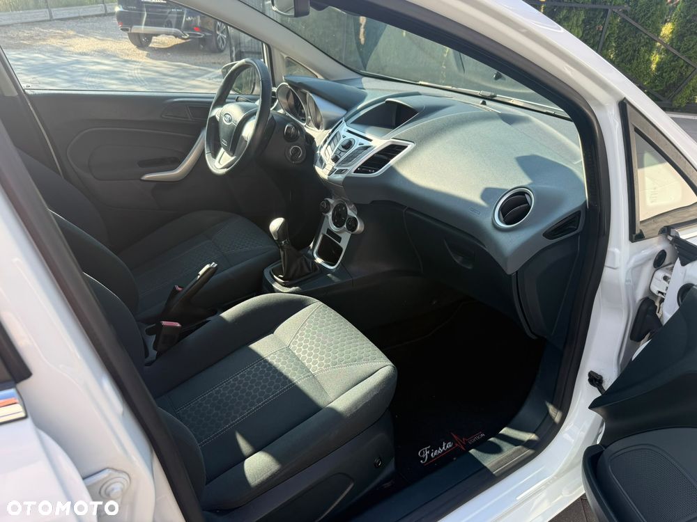 Ford Fiesta 1.25 Titanium - 20