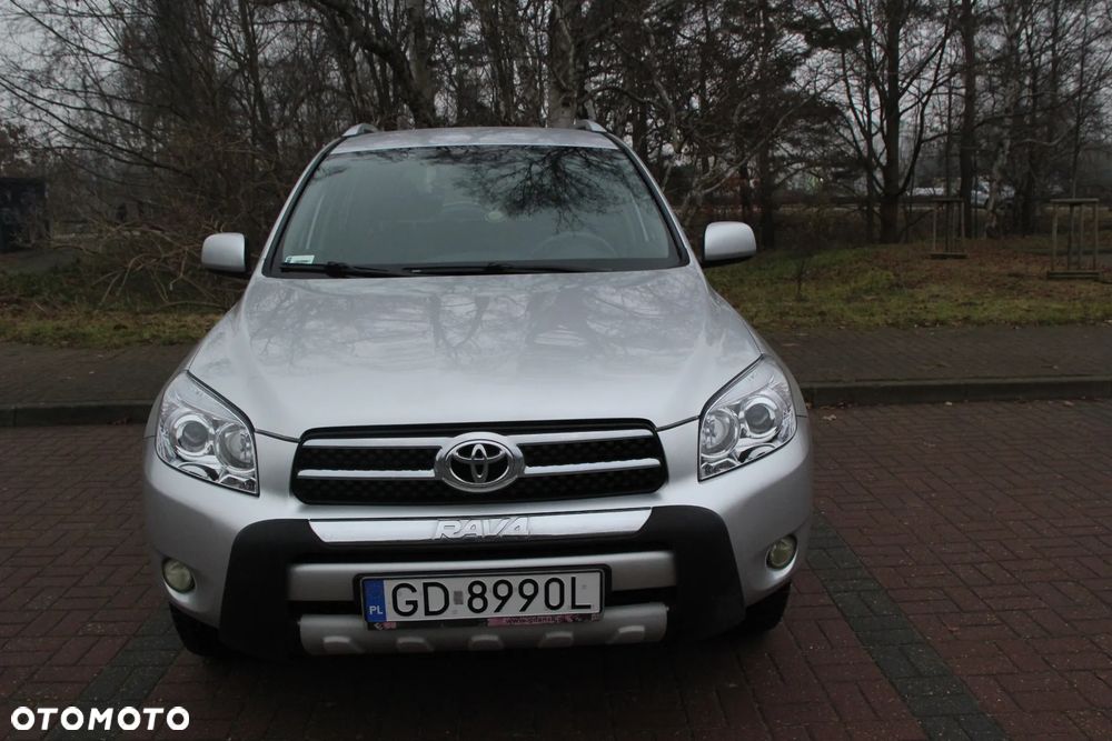 Toyota RAV4 2.0 VVT-i Luna - 19