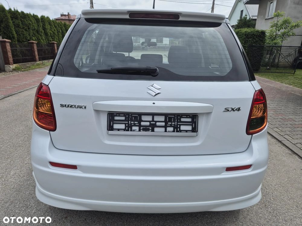 Suzuki SX4 1.6 Premium 2012 - 18