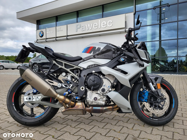 BMW S