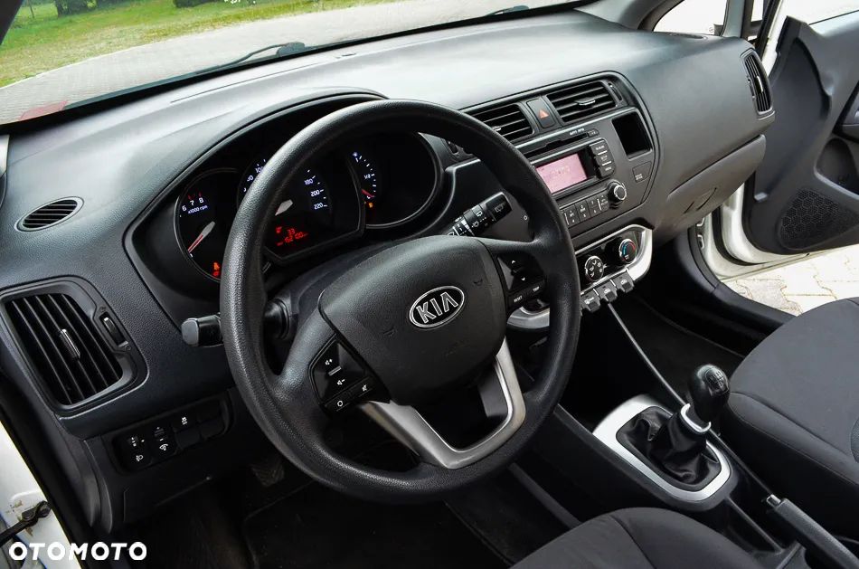 Kia Rio 1.4 Spirit - 27
