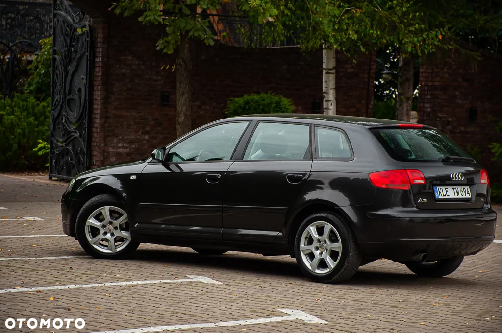 Audi A3 1.6 Ambiente - 14