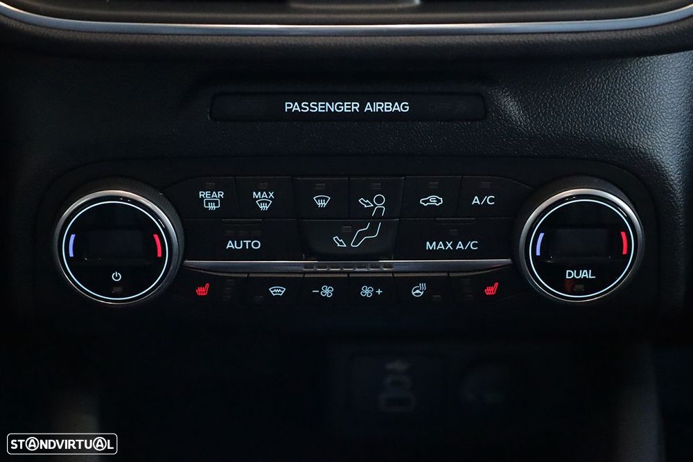 Ford Kuga 1.5 EcoBoost Titanium - 11