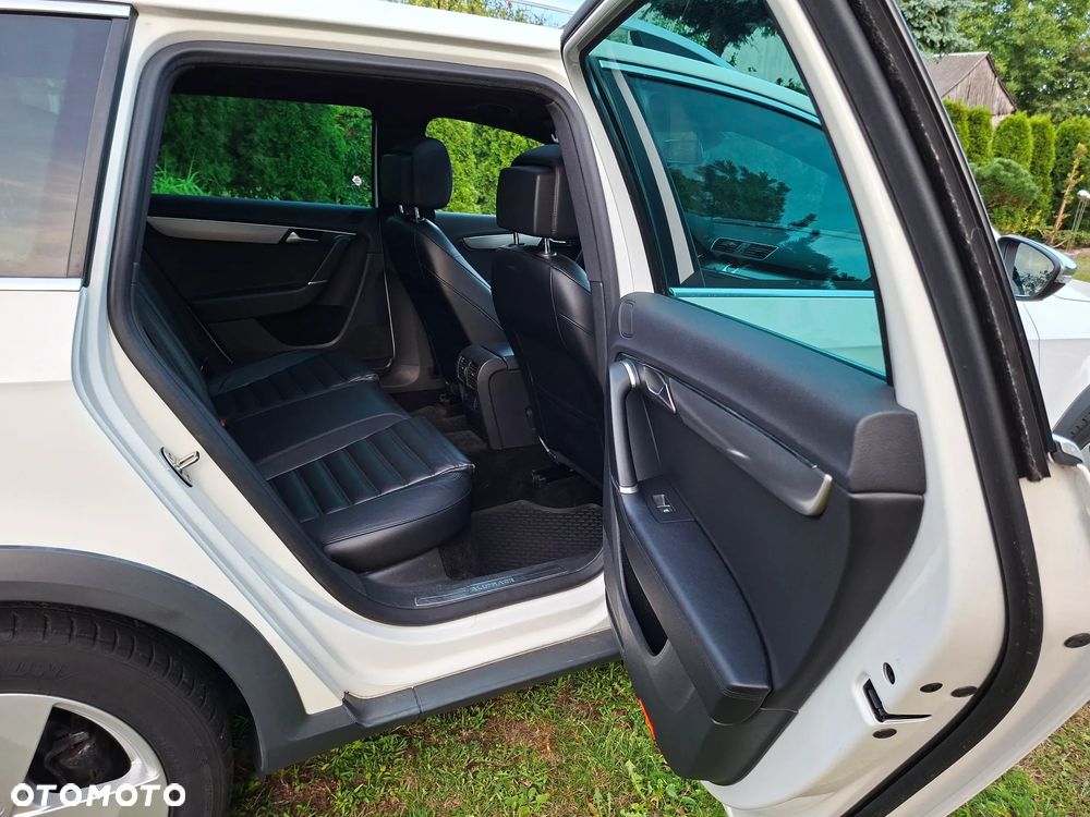 Volkswagen Passat Alltrack 2.0 TDI 4Mot DSG - 25