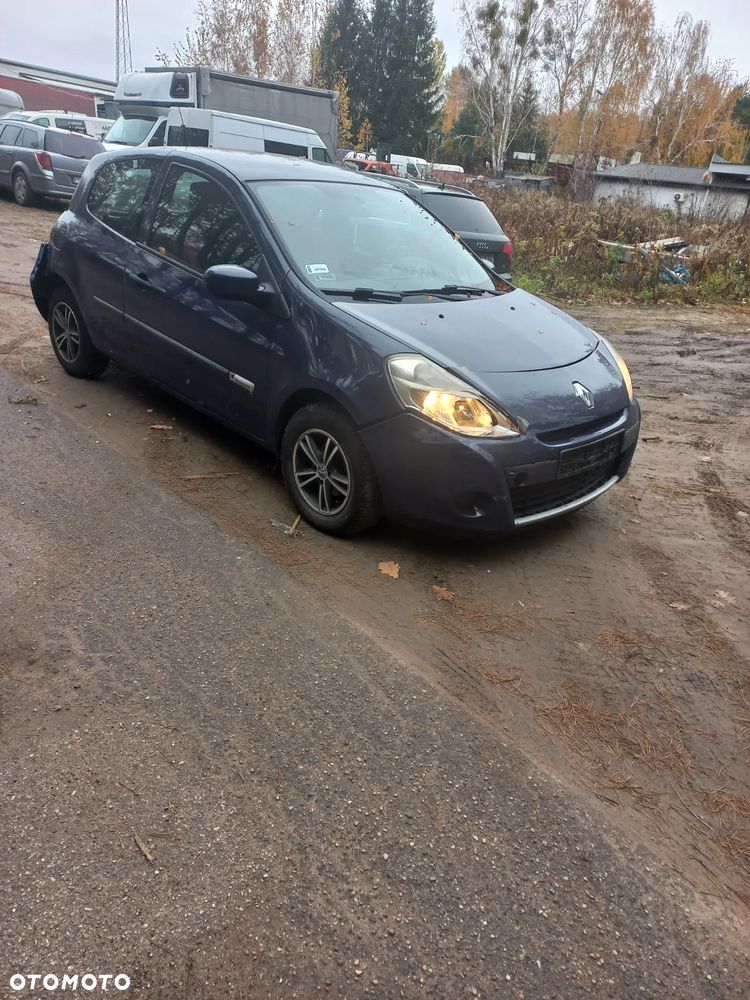 Renault Clio 1.5 dCi Authentique - 5