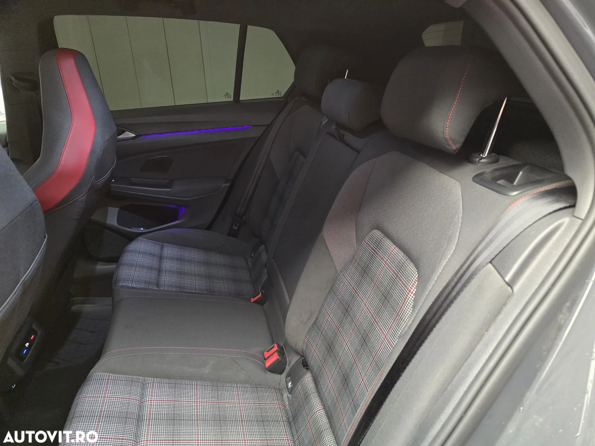 Volkswagen Golf GTI (BlueMotion Technology) DSG Performance - 18