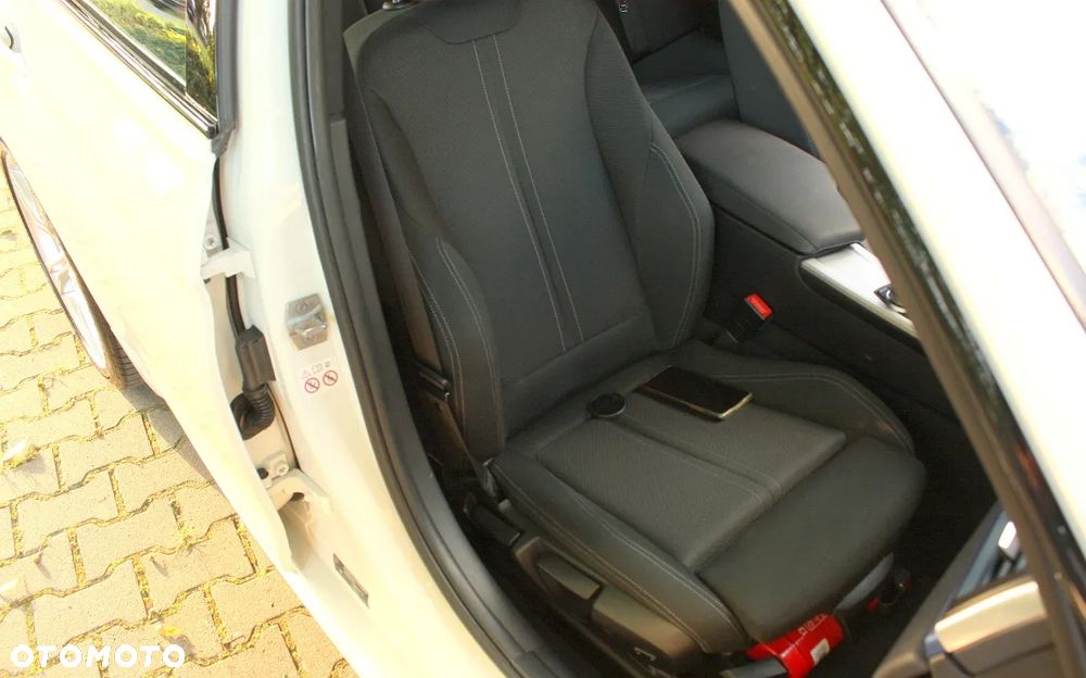 BMW Seria 3 320i GPF M Sport - 9