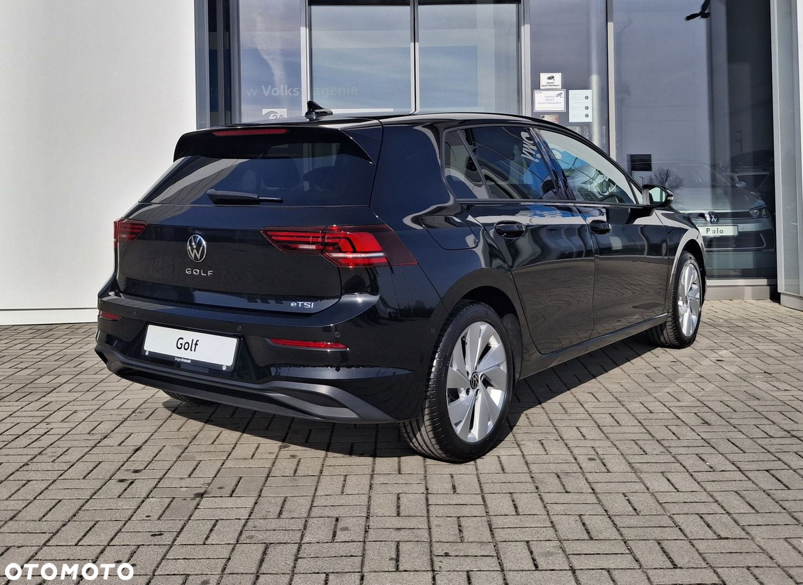 Volkswagen Golf - 6