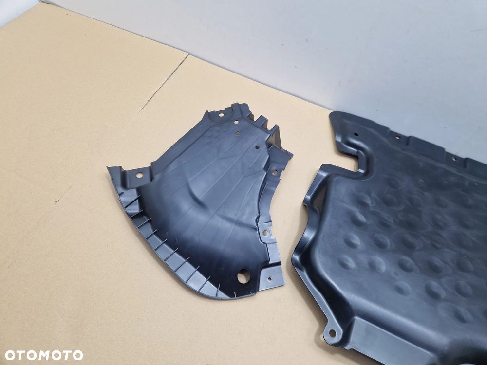 NOWA Osłona zderzaka Mercedes E klasa 4 MATIC W213 S213 E Coupe C238 A238 LEWA PRAWA A2135201200 A2135201100 A2135243900 - 2