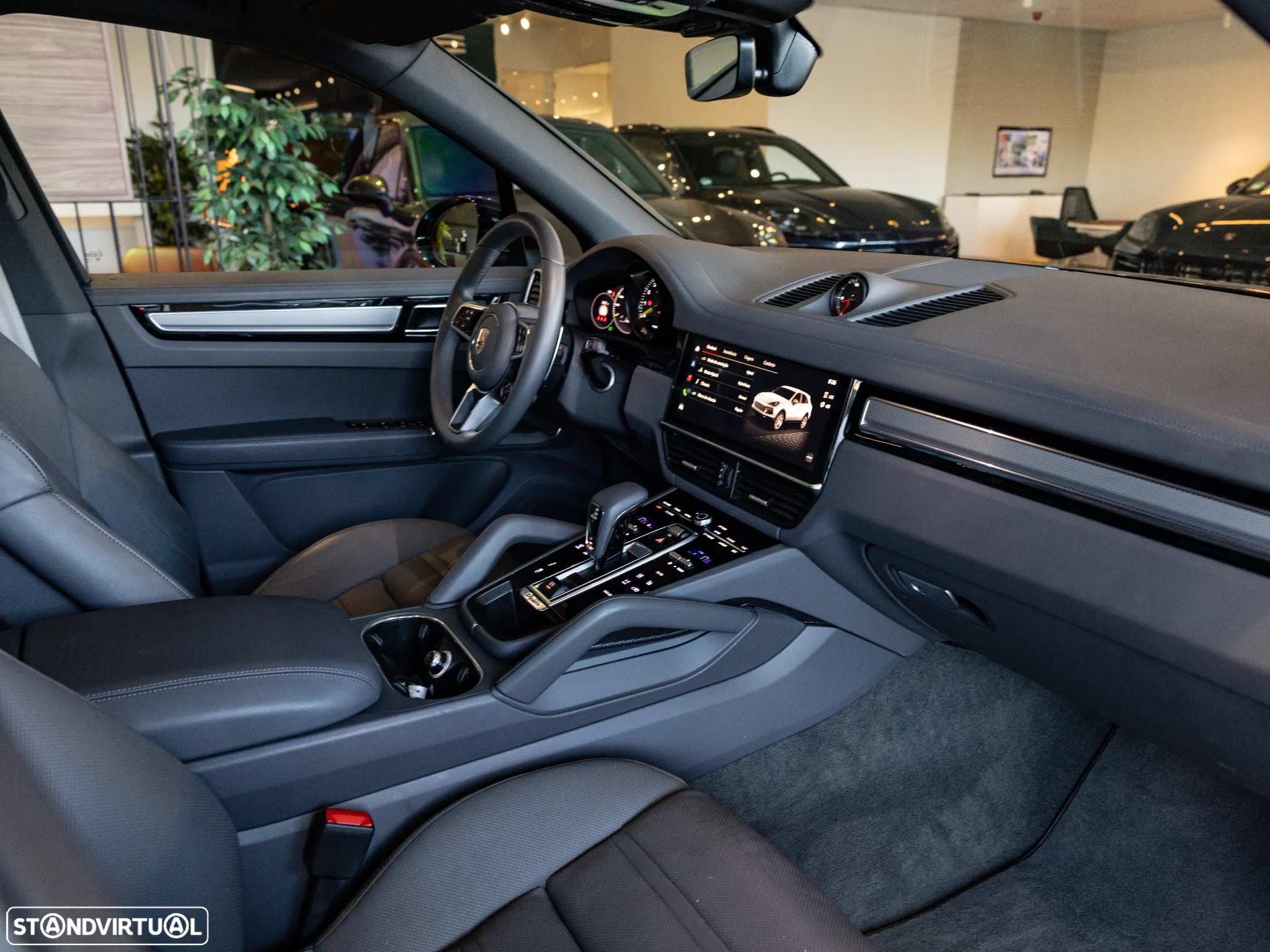Porsche Cayenne E-Hybrid Platinum Edition - 47
