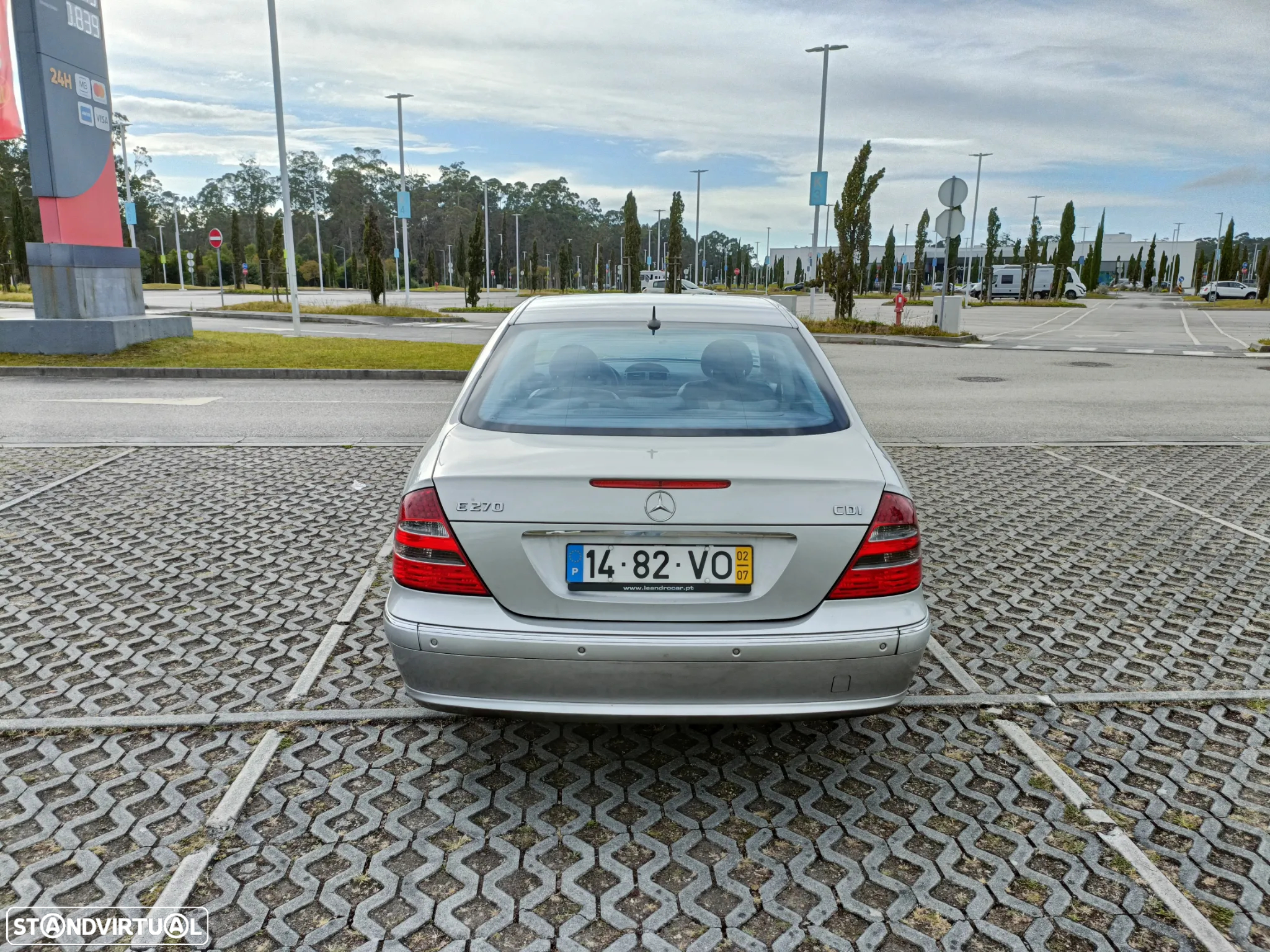 Mercedes-Benz E 270 - 5