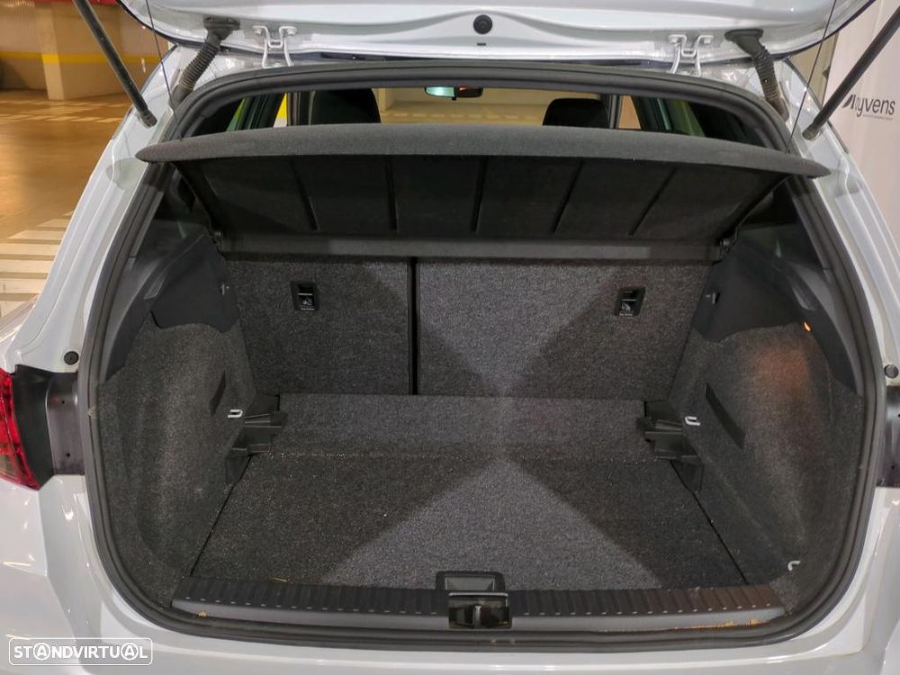 SEAT Arona 1.0 TSI FR - 11