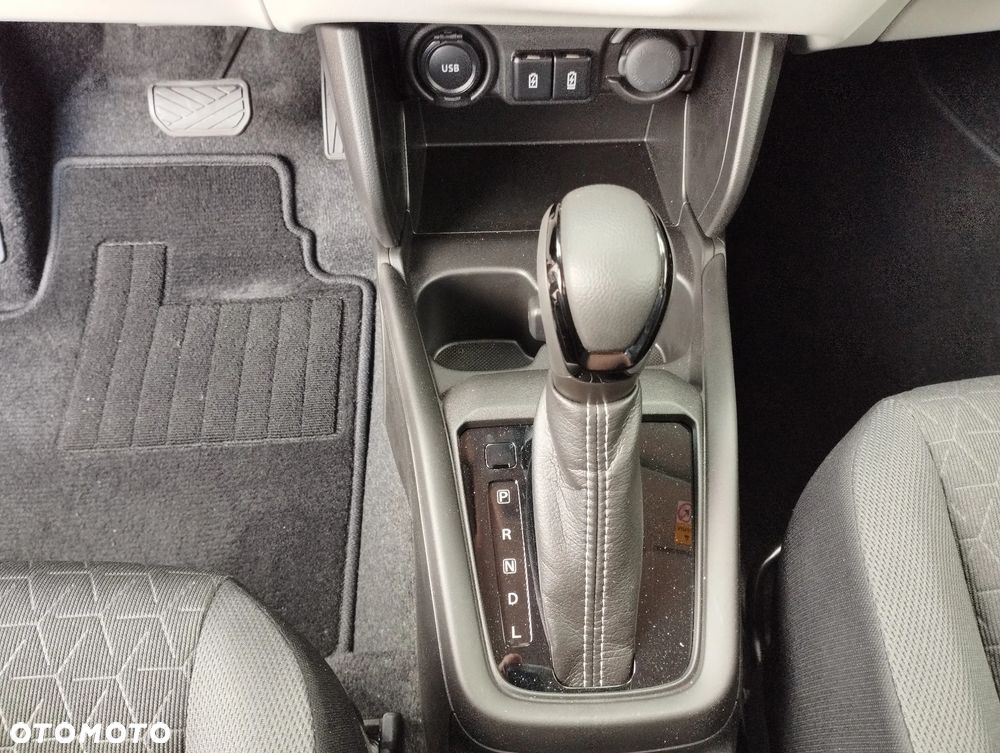 Suzuki Swift 1.2 Dualjet SHVS Premium Plus CVT - 20