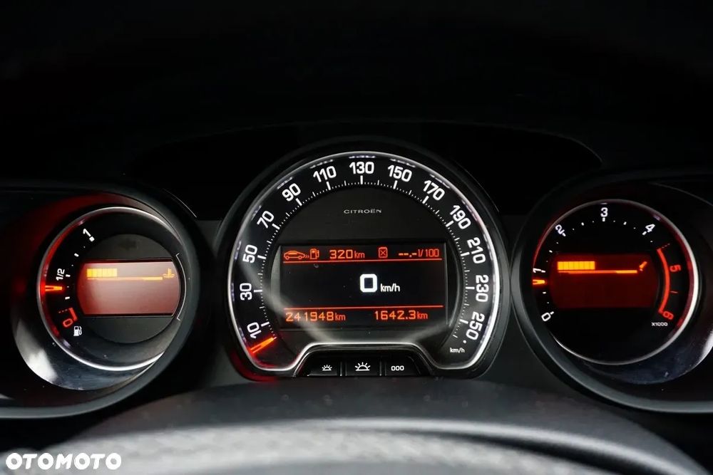 Citroën C5 2.0 HDi Exclusive - 29