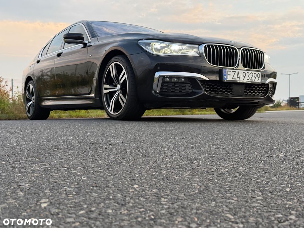 BMW Seria 7 740d xDrive - 3