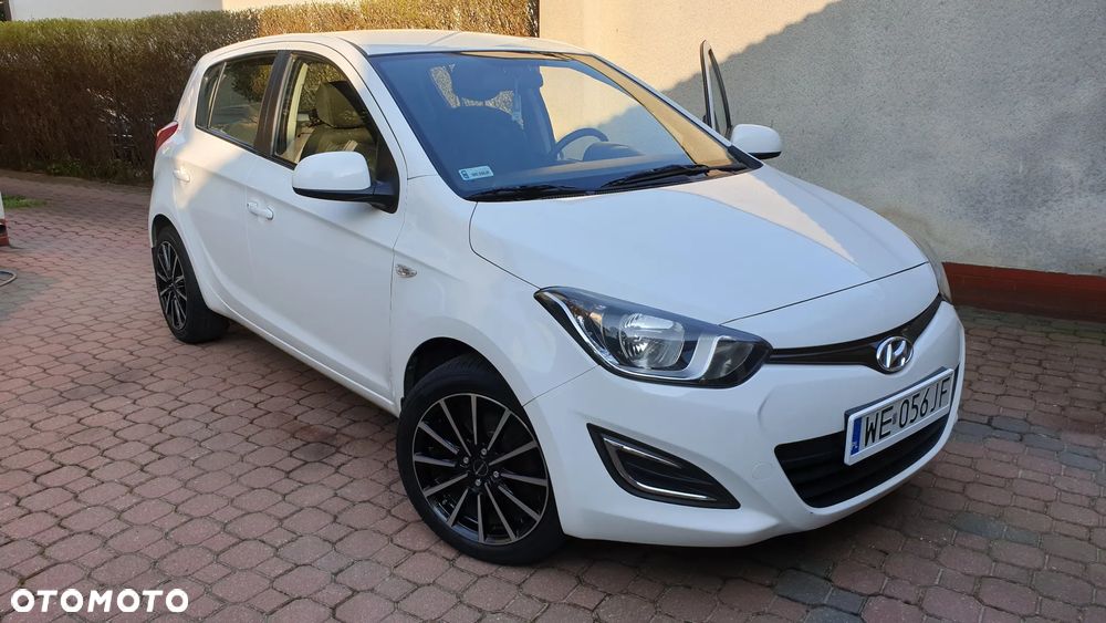 Hyundai i20 1.1 CRDi Comfort - 10
