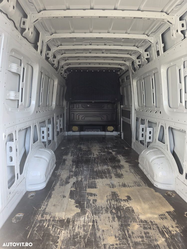 Volkswagen CRAFTER 2.0 TDI 177 CP MAXILUNG SPRINTER - 8