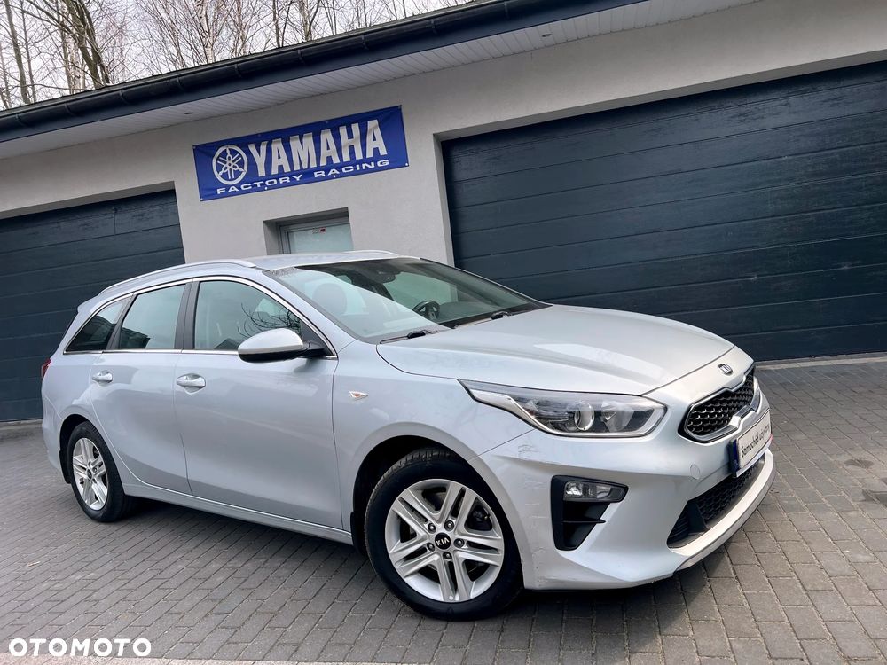 Kia Ceed 1.6 CRDi SCR M - 4