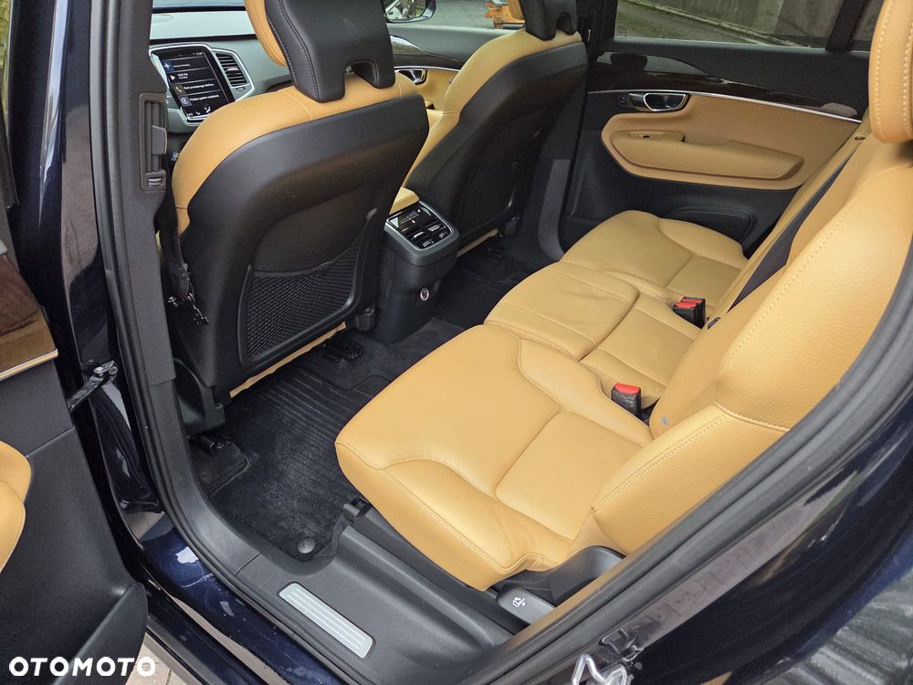 Volvo XC 90 T6 AWD Momentum 7os - 16