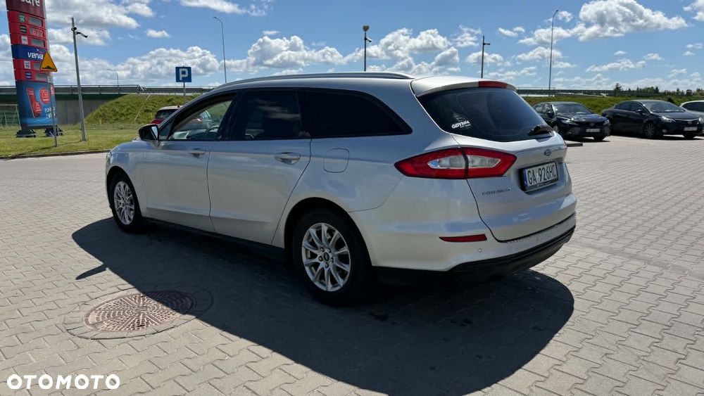 Ford Mondeo 2.0 TDCi Ambiente PowerShift - 6
