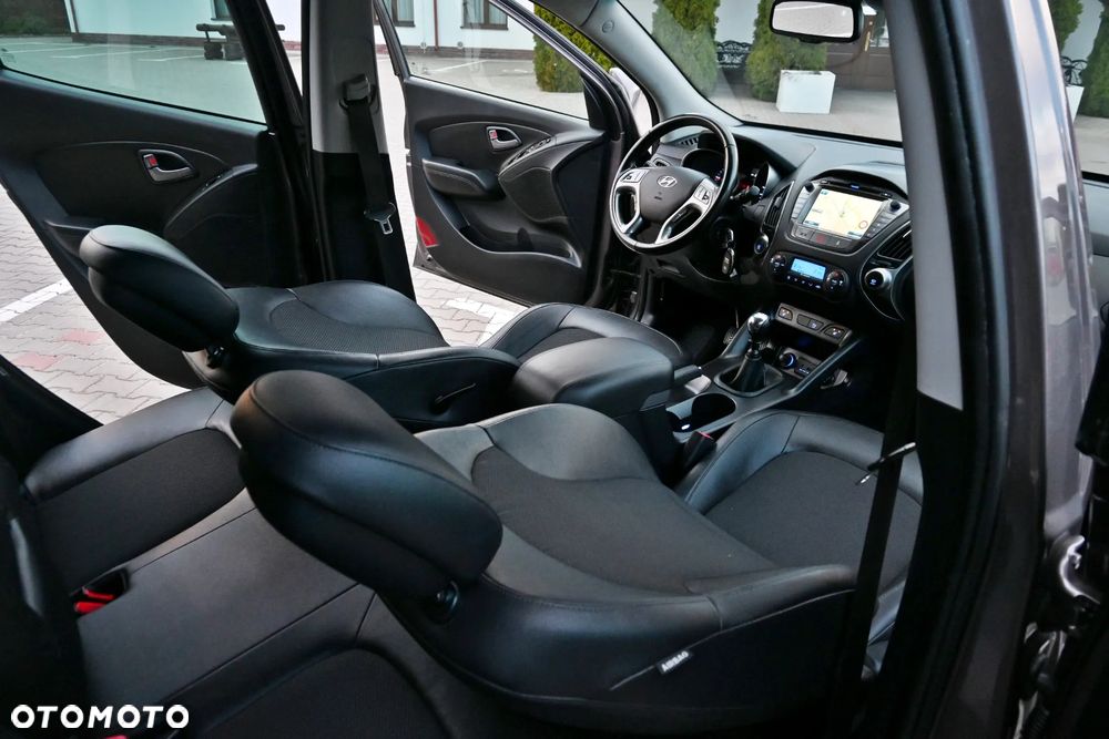 Hyundai ix35 2.0 CRDi Premium 4WD - 23