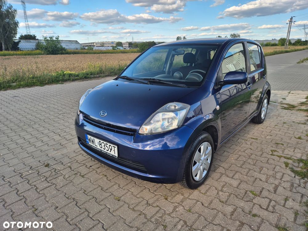 Daihatsu Sirion - 22