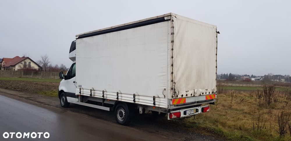 Mercedes-Benz Sprinter - 3