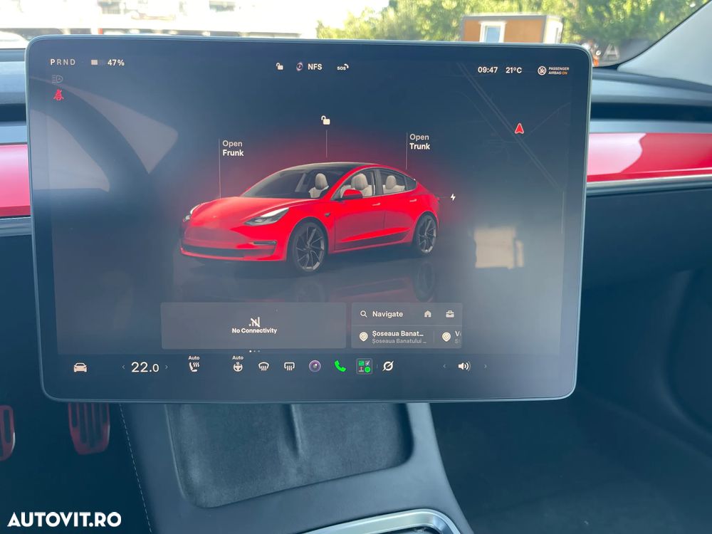 Tesla Model 3 - 18