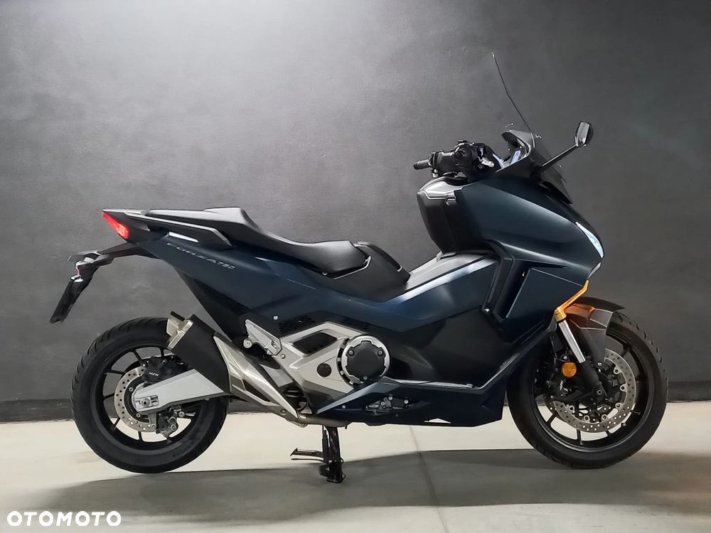 Honda NSS - 4
