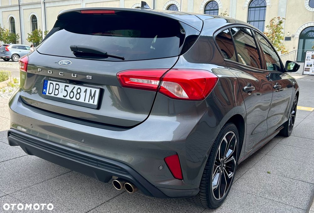 Ford Focus 1.0 EcoBoost Start-Stopp-System ST-LINE - 11