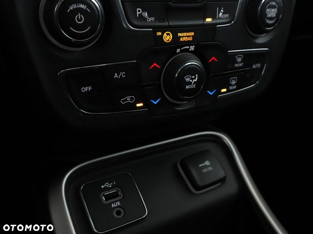 Jeep Compass 1.6 MultiJet Longitude - 28