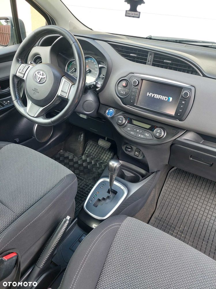 Toyota Yaris - 5
